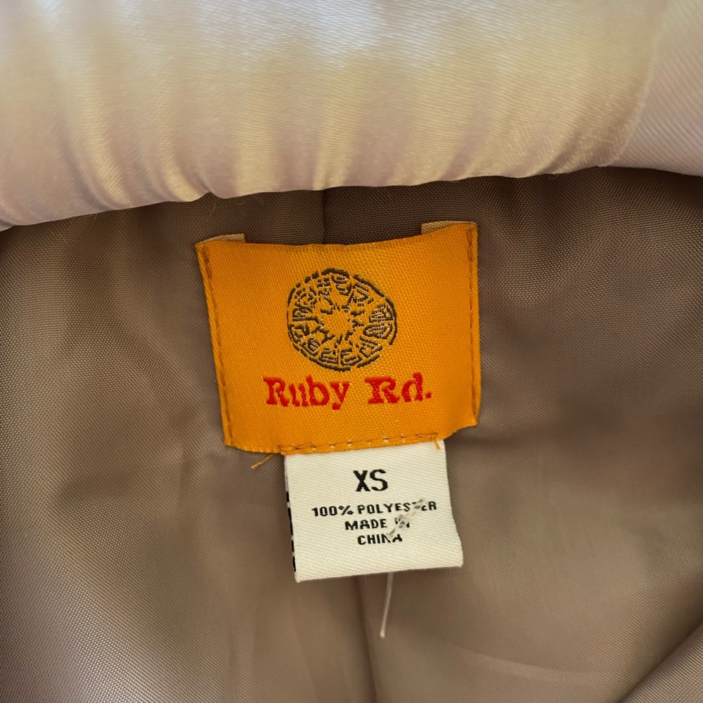 Ruby Rd. Vest - Picture 2 of 2